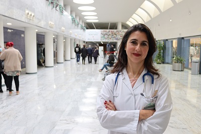 Mercedes Gil es pediatra del HURS, investigadora del IMIBIC y catedrática de la UCO